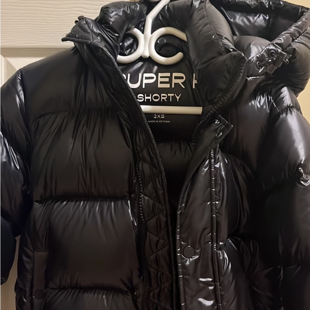 High Gloss Black Super Puff Shorty 2XS